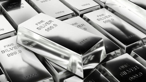 Quỹ bạc lớn nhất thế giới mua vào gần 150 tấn trong 2 phiên
