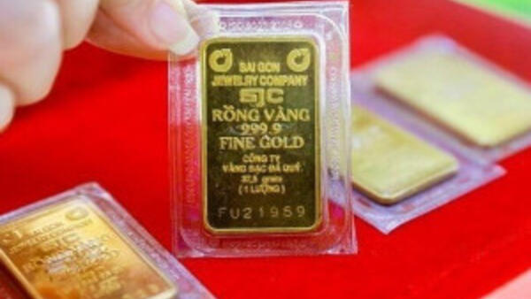 Giá vàng ngày 22/10: Trong nước và thế giới đảo chiều