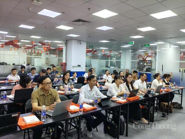 Hà Tĩnh: Doanh nghiệp nâng cao năng lực trên sàn thương mại điện tử