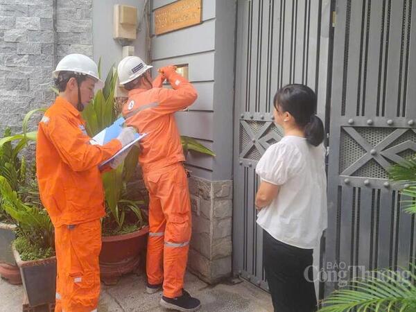 EVNHCMC lý giải về tiền điện tăng trong mùa nắng nóng