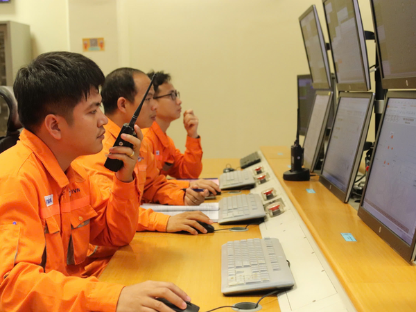 Tiếp tục 'giải mã' bài toán môi trường xanh tại Nhiệt điện Vĩnh Tân 4