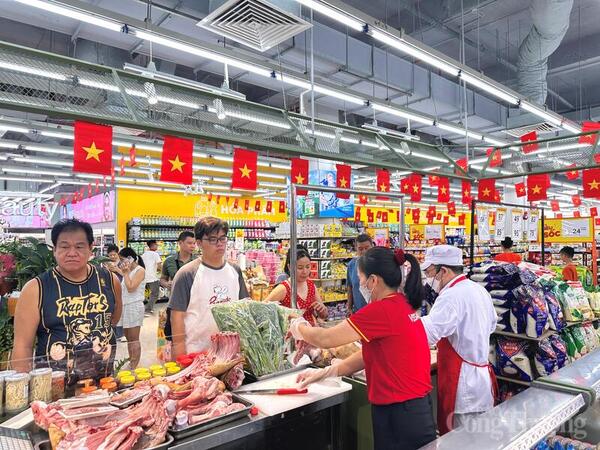 Thị trường trong nước khẳng định vai trò ‘bệ đỡ’