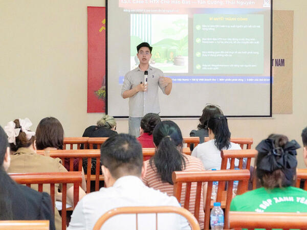 Đào tạo livestream: ‘Phủ sóng’ thị trường cho sản phẩm công nghiệp nông thôn