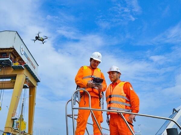 Bức tranh tài chính EVN: Cải thiện đáng kể về chi phí sản xuất và cơ cấu nguồn điện
