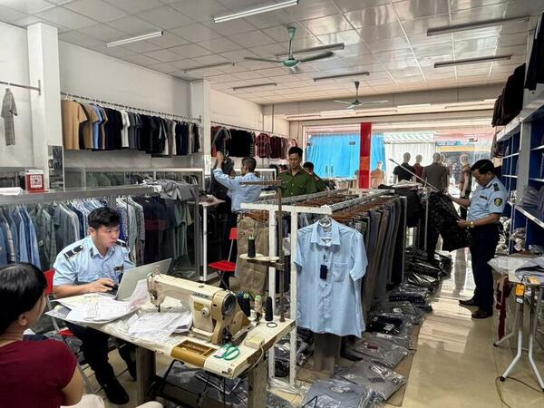 Hưng Yên: Xử phạt cơ sở kinh doanh hàng hóa xâm phạm sở hữu trí tuệ