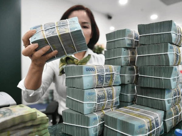 Dòng vốn ngân hàng tiếp sức cho mục tiêu tăng trưởng 2 con số
