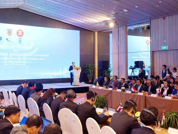 Diễn đàn Pháp luật ASEAN: AI đặt ra những yêu cầu mới đối với việc bảo đảm công lý, pháp quyền và quản trị