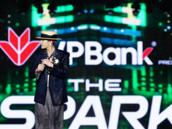 Bộ đôi "3 bích” mới của fan Kpop Việt: VPShow và thẻ VPBank
