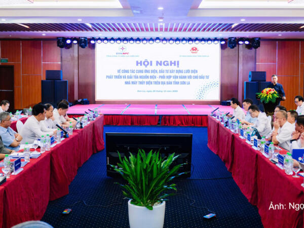 EVNNPC hợp tác toàn diện vận hành và phát triển điện tại Sơn La