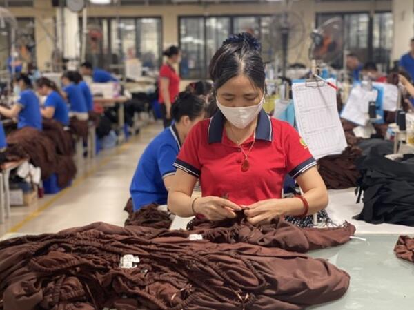 Dệt may góp lực vào kỷ lục 1.000 tỷ USD xuất nhập khẩu