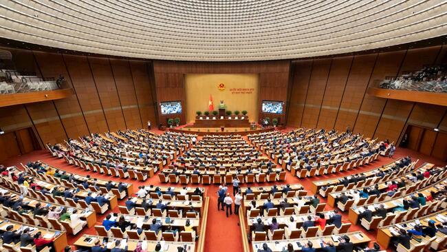 Ngày 8/4, Quốc hội tiếp tục công tác nhân sự và cho ý kiến về một số dự án luật, nghị quyết