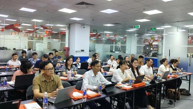 Hà Tĩnh: Doanh nghiệp nâng cao năng lực trên sàn thương mại điện tử