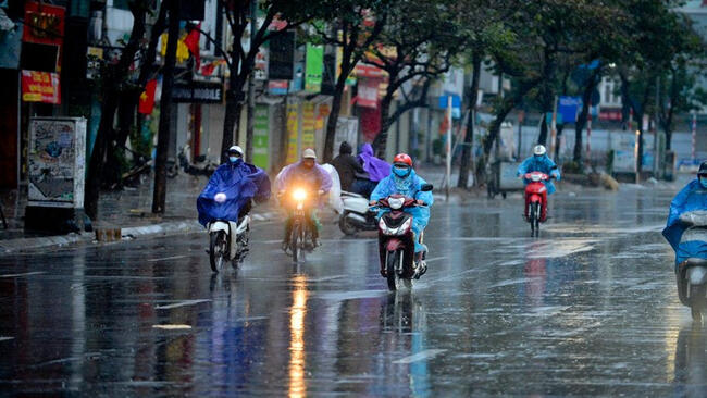 Dự báo thời tiết ngày 28/4: Bắc Bộ đón không khí lạnh, Nam Bộ nắng nóng