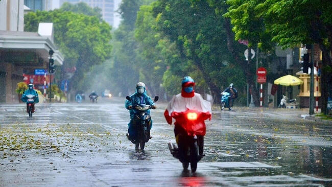 Dự báo thời tiết ngày 6/5: Bắc Bộ ngày nắng, Nam Bộ mưa dông