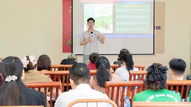 Đào tạo livestream: ‘Phủ sóng’ thị trường cho sản phẩm công nghiệp nông thôn