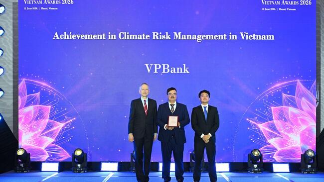 VPBank ghi dấu tại The Asian Banker với 3 giải thưởng về số hóa, AI và phát triển bền vững