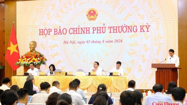 Họp báo Chính phủ: Xuất nhập khẩu 7 tháng đạt hơn 659,5 tỷ USD