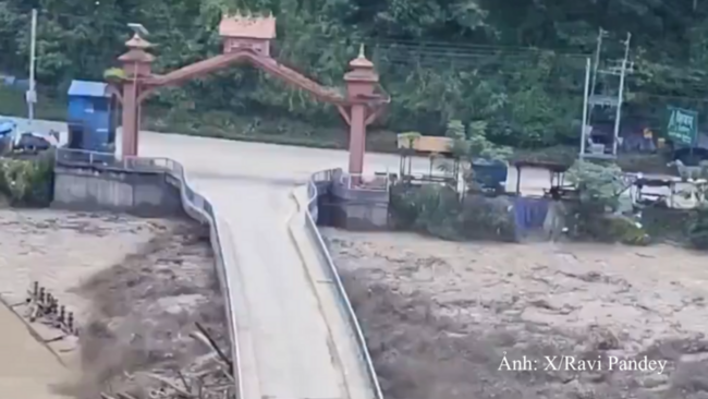 Chưa ghi nhận công dân Việt Nam bị ảnh hưởng do lũ quét tại biên giới Nepal - Trung Quốc