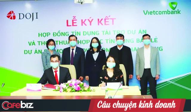 Vì sao vốn liên hệ mật thiết với Tpbank nhưng DOJI lại vừa bắt tay hợp tác tín dụng với Vietcombank? - Ảnh 1. Vì sao vốn liên hệ mật thiết với Tpbank nhưng DOJI lại vừa bắt tay hợp tác tín dụng với Vietcombank? - Ảnh 1.