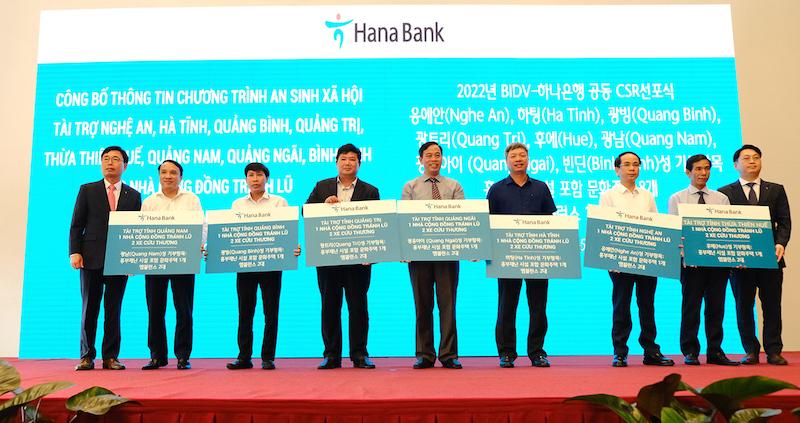 Hana Bank tặng 40 tỷ đồng tài trợ chương trình an sinh xã hội - Báo Kinh tế  đô thị