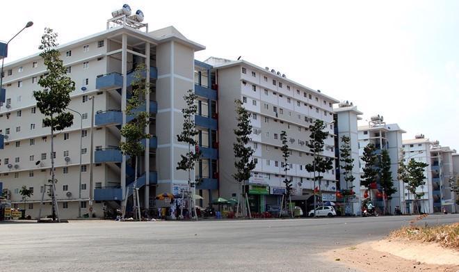 Vấn đề phát triển nhà ở cho người thu nhập thấp còn nhiều nghịch lý.