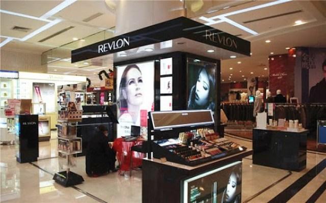 Vì đâu nộp đơn phá sản nhưng cổ phiếu hãng mỹ phẩm Revlon tăng giá gấp 4 lần chỉ sau vài ngày? - Ảnh 1.