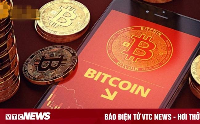 Giá Bitcoin hôm nay 16/8: Bitcoin rơi tự do, tuột mốc 24.000 USD