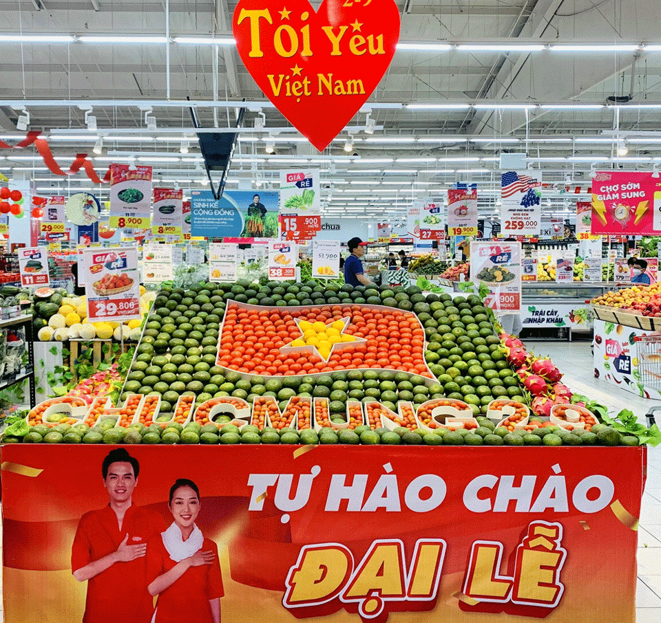 Siêu thị Big C trang trí không gian mua sắm bắt mắt để khách hàng trải nghiệm.