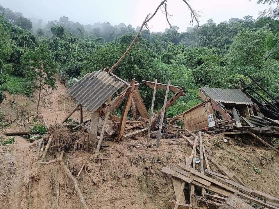Hiện tại, xã Bảo Nam bị sập 5 căn nhà