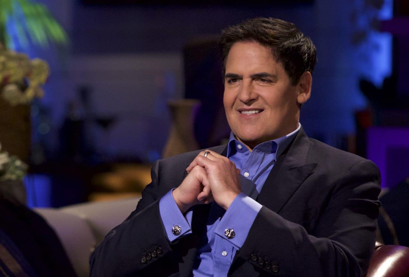 Lời khuyên của tỷ phú Mark Cuban dành cho những người trẻ tuổi và bất kỳ ai muốn bắt đầu sự nghiệp của họ: Hãy học cách 'trở thành một nhân viên bán hàng' - Ảnh 2.