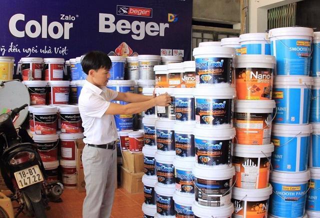 Thị trường sơn trong nước đa dạng về chủng loại, mẫu mã. Ảnh: Thành Luân