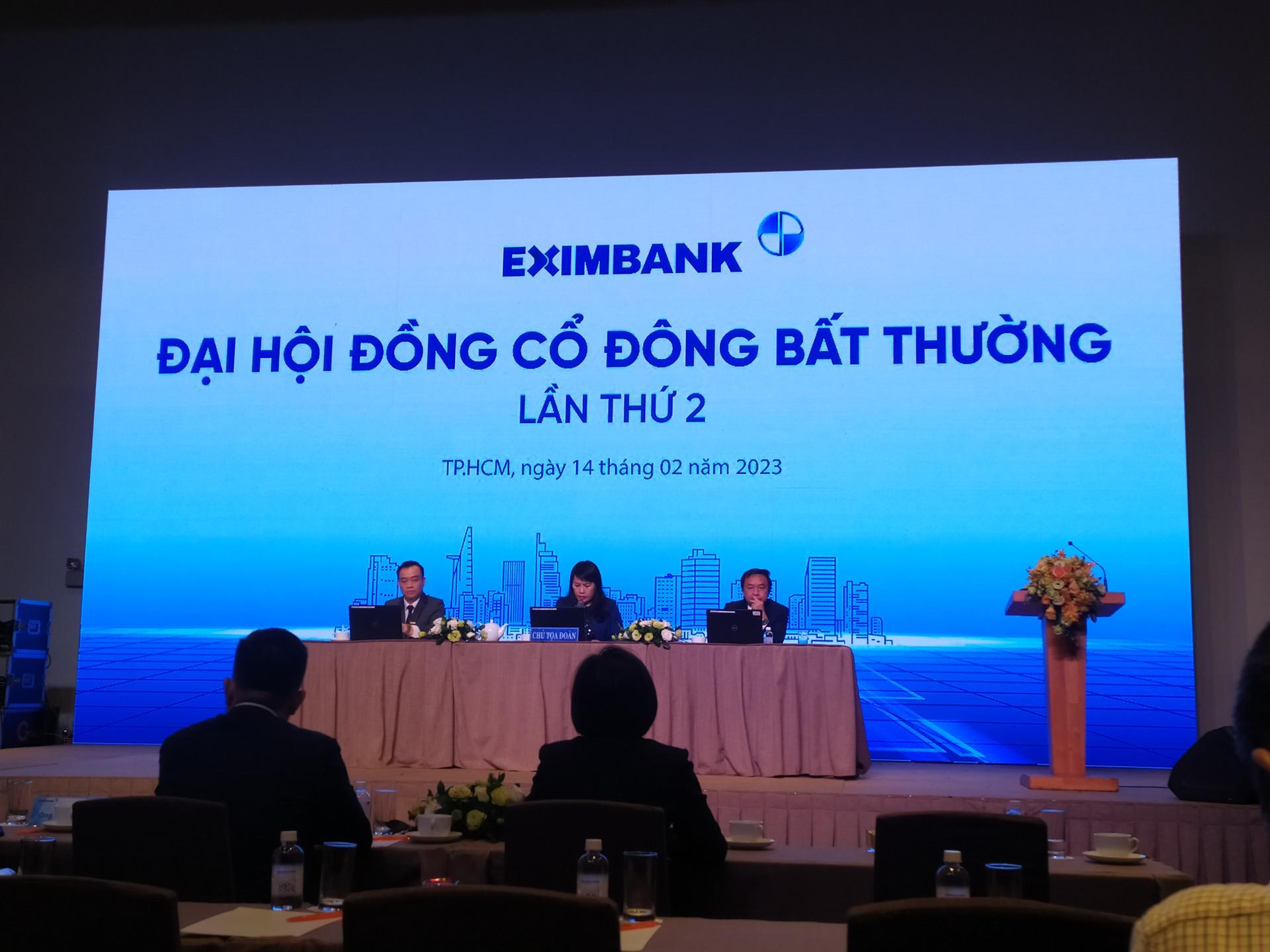 ĐHCĐ bất thường lần 2 Eximbank: Cổ đông đến đủ, đại hội bắt đầu - Ảnh 1.