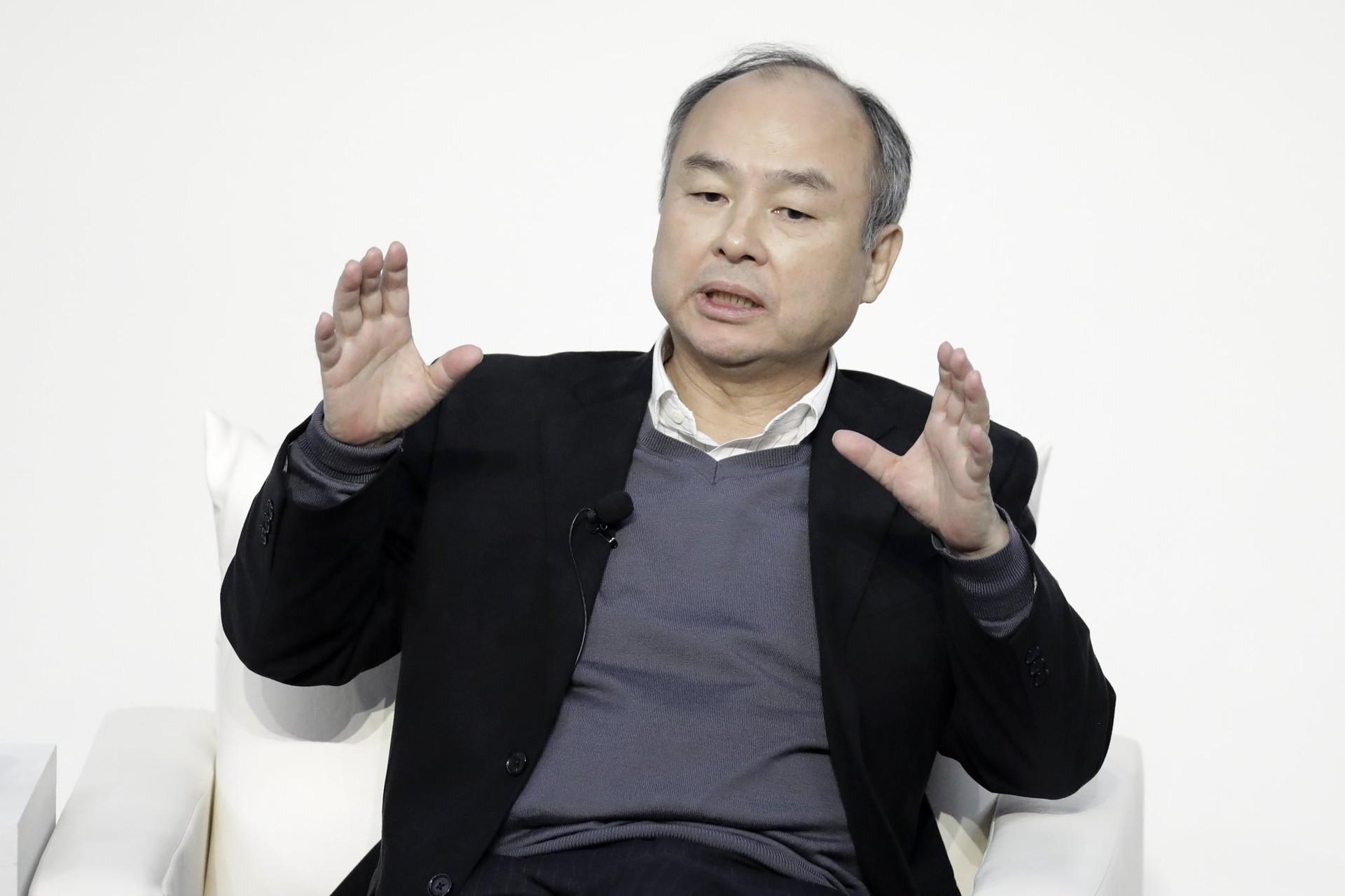 Tỷ phú Masayoshi Son hiếm hoi xuất hiện sau thời gian dài ở ẩn - Ảnh 1.