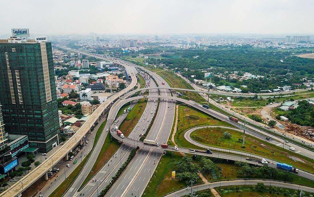 Từng “làm mưa làm gió” về nguồn cung và giao dịch, bất động sản khu Đông Tp.HCM đang giảm tốc thế nào? - Ảnh 1.