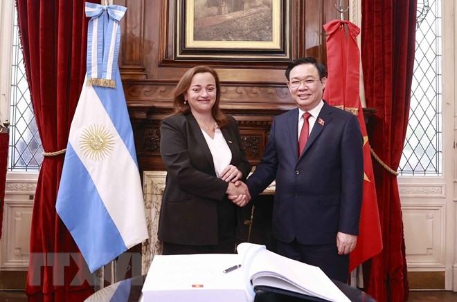 Việt Nam - Argentina đặt mục tiêu đạt kim ngạch 10 tỉ USD