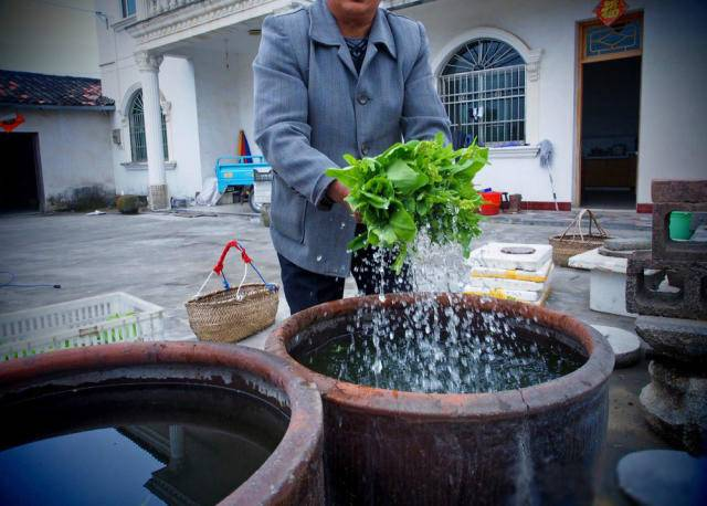 Ngôi nhà "cứng đầu" nằm ngay giữa giao lộ, gia chủ đòi đền bù hơn 10 tỷ đồng cùng BĐS 480m2 mới di dời: Được cho là "điểm đen" giao thông  - Ảnh 2.