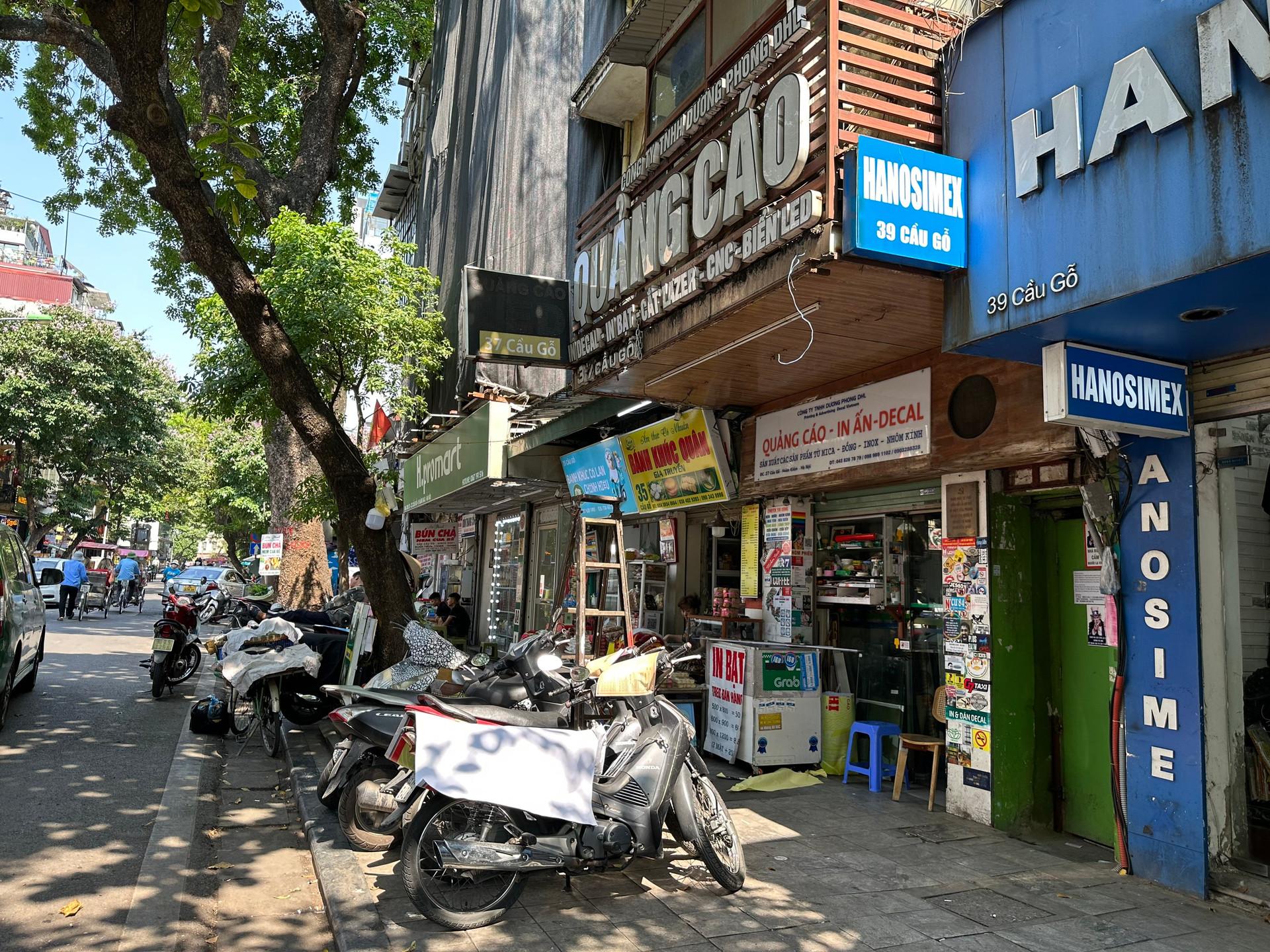 Kỳ lạ nhà đất trăm tỷ bất ngờ được rao bán rầm rộ giữa lúc thị trường bất động sản trầm lắng - Ảnh 2. Kỳ lạ nhà đất trăm tỷ bất ngờ được rao bán rầm rộ giữa lúc thị trường bất động sản trầm lắng - Ảnh 2.