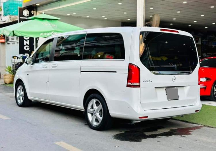 Chiếc minivan Mercedes này được chủ cũ độ khoang thương gia hết gần 300 triệu nhưng bán lại chỉ hơn 1,2 tỷ, rẻ hơn nửa giá xe mới - Ảnh 4.