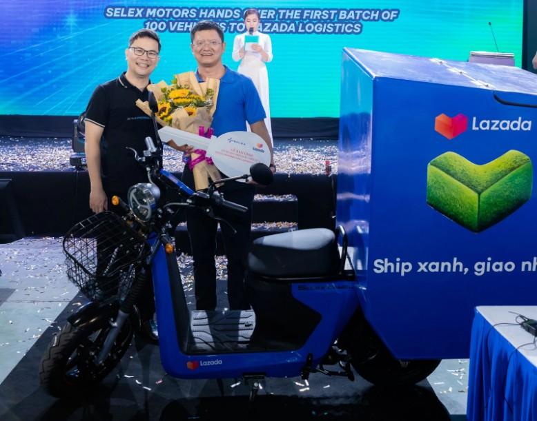 Không phải Vinfast hay Dat Bike, đây mới là cái tên trong lĩnh vực xe máy điện ở Việt Nam khiến Bộ trưởng Mỹ "cực kỳ ấn tượng" - Ảnh 3.