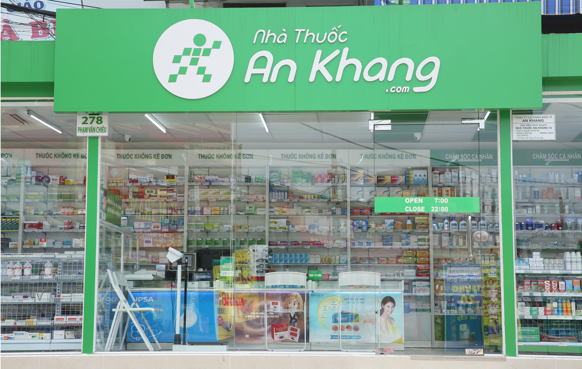 Chuỗi nhà thuốc An Khang gánh khoản lỗ lũy kế gần 500 tỷ đồng, tạm ngưng chiến lược gia tăng cửa hàng, ngày càng "hụt hơi" trước Long Châu - Ảnh 1.