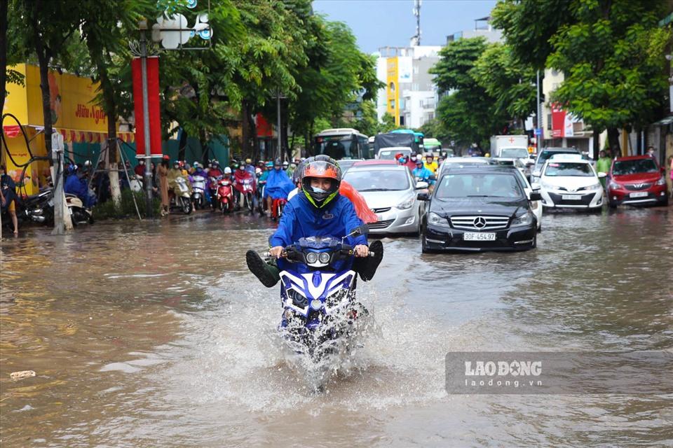 Thời điểm mưa dông gió lớn ở miền Bắc kết thúc