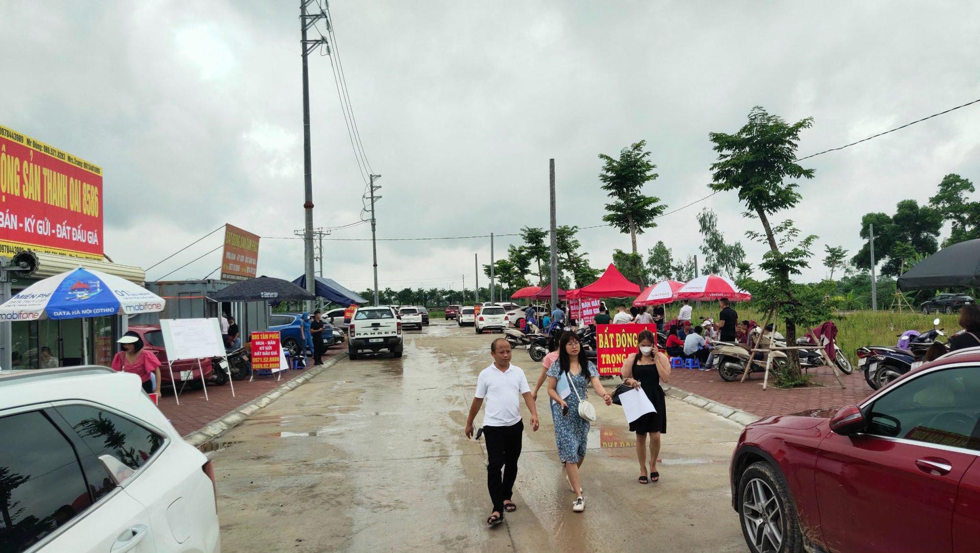 "Hết đường" mua bán bất động sản "hai giá" khi thành lập sàn giao dịch quyền sử dụng đất - Ảnh 1.