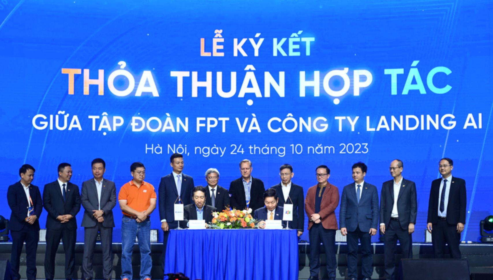 FPT bất ngờ thành cổ đông chiến lược của Top 10 startup AI toàn cầu: Học sinh từ lớp 1 đến 12 sẽ được học AI từ thiên tài thế giới - Ảnh 1.