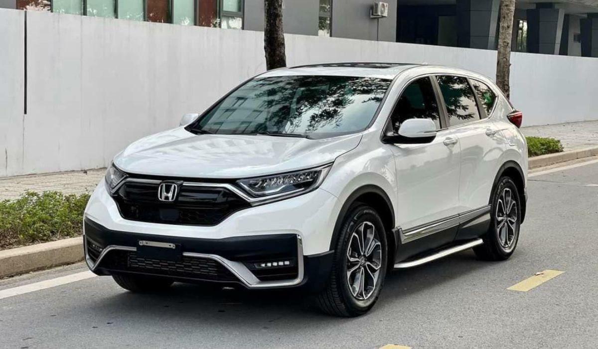 Xả hàng tồn, Honda CR-V đời cũ giảm giá khủng tới 200 triệu đồng - Ảnh 1.