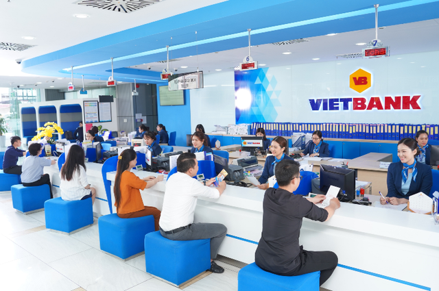 Điểm chung của các ông chủ Ngân hàng SHB, ABBank và Vietbank: Làm giàu nhờ xe máy từ 2 thập kỷ trước - Ảnh 4.