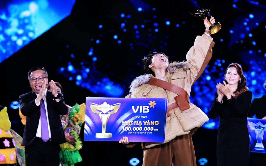 VIB hòa nhịp cùng khán giả tại The Masked Singer Vietnam All-Star Concert 2023