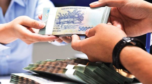 Hơn 14.000 nhà đầu tư đặt mua, một ngân hàng phát hành thành công 10.000 tỷ đồng trái phiếu ra công chúng - Ảnh 1.