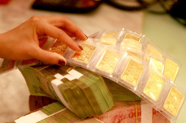 Giá vàng sẽ tăng mạnh sau Tết? - Ảnh 1. Giá vàng sẽ tăng mạnh sau Tết? - Ảnh 1.
