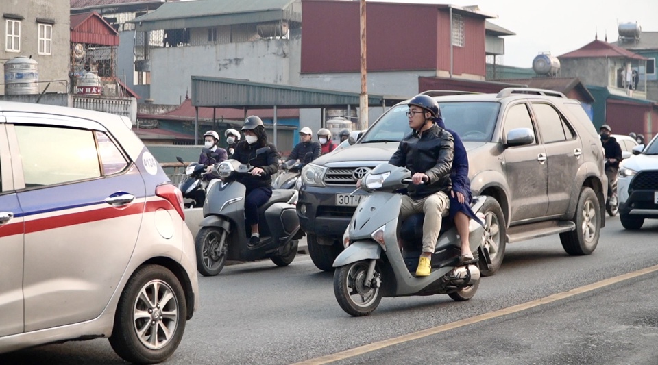 Thiếu tá Nguyễn Văn Kết, cán bộ Đội CSGT số 1 (Phòng CSGT Công an TP Hà Nội) cho biết: