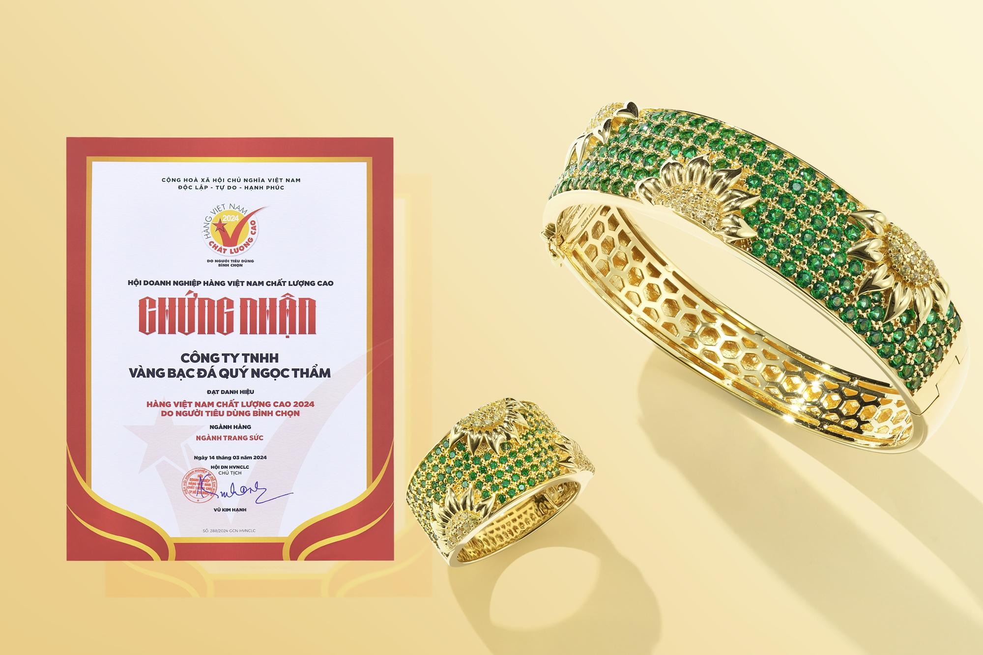 Năm thứ 12 Ngọc Thẩm Jewelry đạt danh hiệu Hàng Việt Nam chất lượng cao - Ảnh 1.